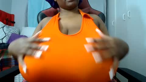 Snapshot of boobygoddessxxx chatting on June 11, 10:41 pm boobygoddessxxx online show from June 11, 10:41 pm