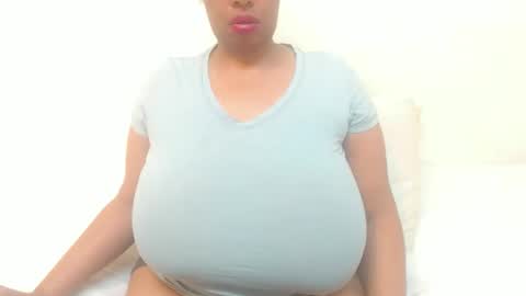 boobyqueen online show from April 7, 10:05 am