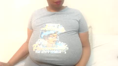 Snapshot of boobyqueen24 chatting on April 30, 8:57 pm boobyqueen online show from April 30, 8:57 pm