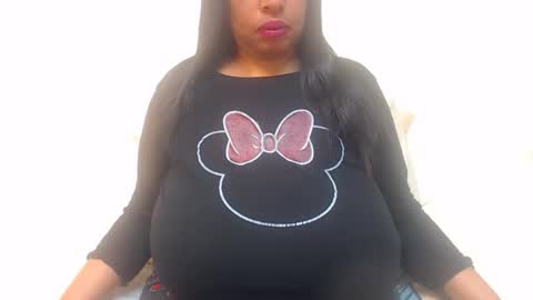 Snapshot of boobyqueen24 chatting on May 21, 4:25 pm boobyqueen online show from May 21, 4:25 pm