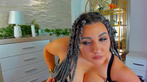 Snapshot of boobzilla_ chatting on September 28, 7:41 pm boobzilla_ online show from September 28, 7:41 pm