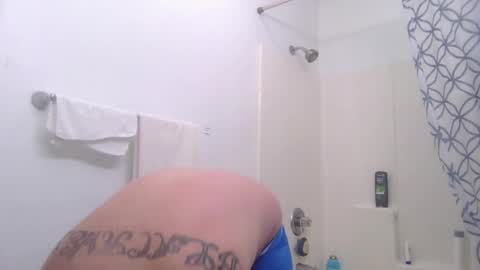 Snapshot of boogieflexxx chatting on January 2, 2:54 am boogieflexxx online show from January 2, 2:54 am