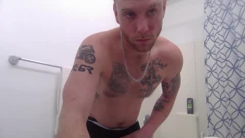 Snapshot of boogieflexxx chatting on January 11, 3:34 am boogieflexxx online show from January 11, 3:34 am