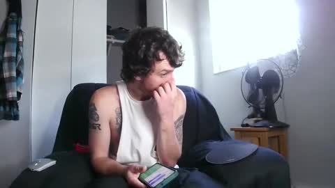 Snapshot of boogieflexxx chatting on September 28, 6:57 pm boogieflexxx online show from September 28, 6:57 pm