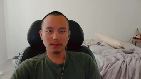 Snapshot of boombeems chatting on February 28, 10:11 pm boombeems online show from February 28, 10:11 pm