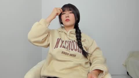 Snapshot of boonie_girl chatting on January 19, 3:43 am Booniee online show from January 19, 3:43 am