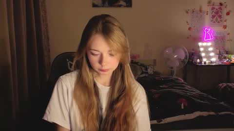 Milena online show from October 7, 3:20 pm