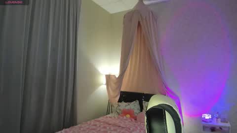 Milena online show from October 10, 2:10 am