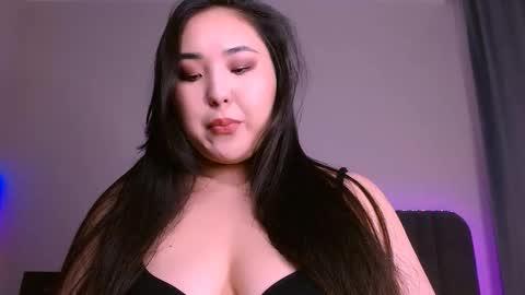 Mona online show from March 10, 1:10 am