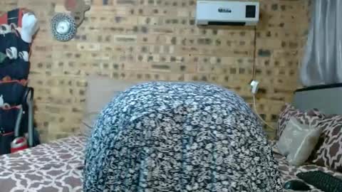 bootytwerkxxx online show from July 16, 11:00 pm