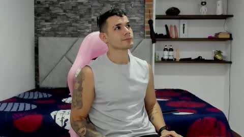 booyhott_ online show from February 28, 7:26 pm