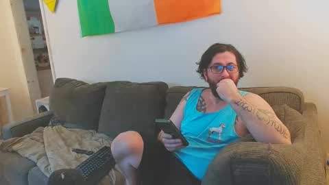 boredandirish21 online show from March 1, 3:47 pm