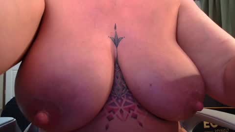 BoredCountryGirl online show from July 8, 2:49 am