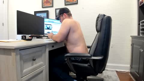 Snapshot of boredhorndog chatting on January 14, 2:32 pm Boredhorndog online show from January 14, 2:32 pm