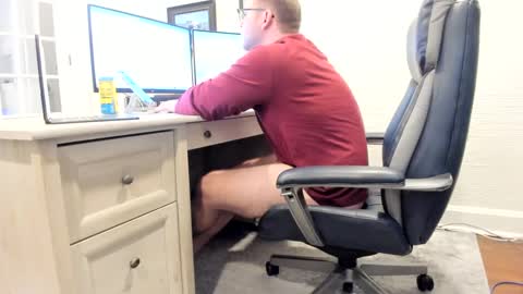 Snapshot of boredhorndog chatting on February 11, 6:44 pm Boredhorndog online show from February 11, 6:44 pm