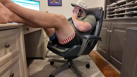 Snapshot of boredhorndog chatting on September 16, 4:30 pm Boredhorndog online show from September 16, 4:30 pm