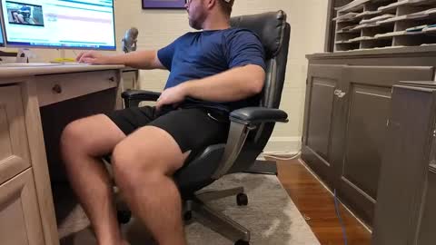 Snapshot of boredhorndog chatting on October 1, 4:40 am Boredhorndog online show from October 1, 4:40 am