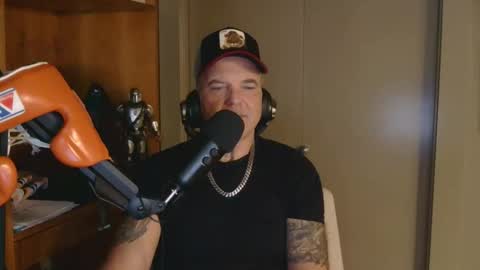 BOSS online show from October 31, 4:08 pm