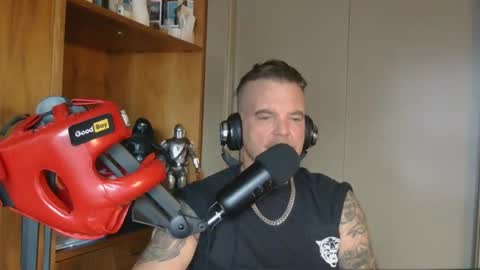 BOSS online show from November 18, 8:13 pm