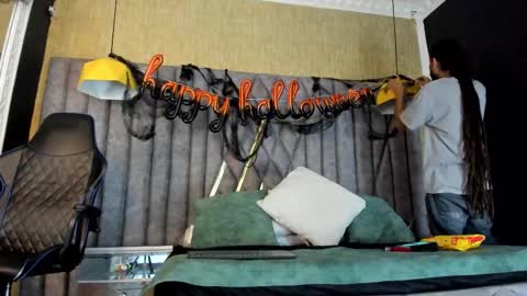 Boss online show from October 29, 3:31 am