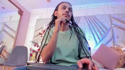 Boss online show from December 17, 12:44 pm