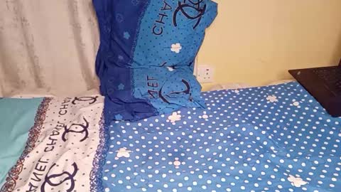 bossetassy online show from March 21, 8:56 pm