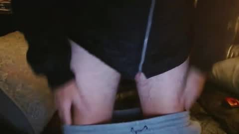 bostonguy1969 online show from November 11, 4:34 am