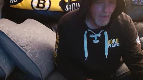 bostonguy1969 online show from May 25, 1:44 am