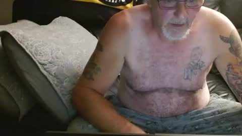 bostonguy1969 online show from July 15, 3:12 am