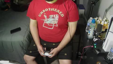 Snapshot of bottomman1990 chatting on March 8, 1:25 am uncutpr online show from March 8, 1:25 am