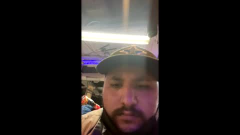 Snapshot of bouncr714 chatting on March 1, 4:33 pm bouncr714 online show from March 1, 4:33 pm