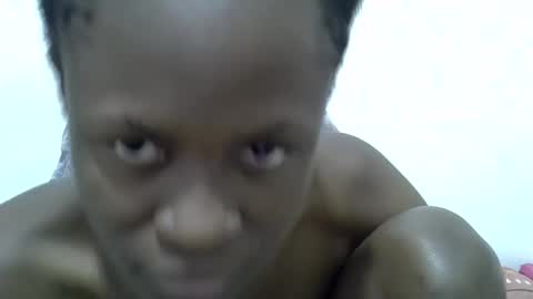 Snapshot of bouncy_vee chatting on March 26, 8:36 pm bouncy_vee online show from March 26, 8:36 pm