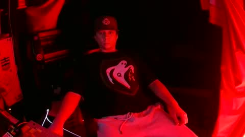 Bowerboi1217 online show from November 20, 7:08 am