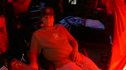 Snapshot of bowerboi1217 chatting on November 24, 12:43 am Bowerboi1217 online show from November 24, 12:43 am