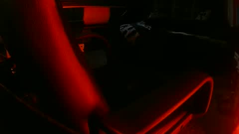 Snapshot of bowerboi1217 chatting on February 15, 11:08 am Bowerboi1217 online show from February 15, 11:08 am