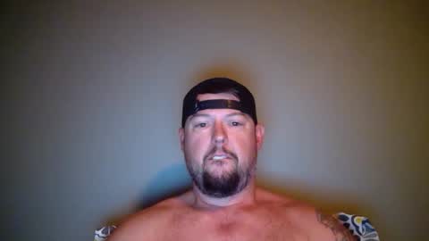 Snapshot of bowtieguy84 chatting on September 20, 6:31 pm bowtieguy84 online show from September 20, 6:31 pm