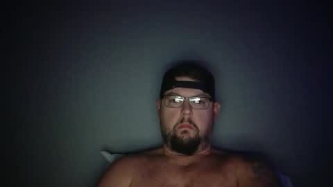 bowtieguy84 online show from November 30, 10:19 am