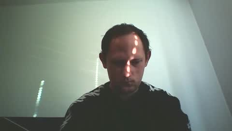 Snapshot of boy655412 chatting on December 2, 10:18 am boy62 online show from December 2, 10:18 am