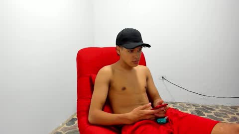 Snapshot of boy_cock_15 chatting on October 14, 10:43 pm boy_cock_15 online show from October 14, 10:43 pm