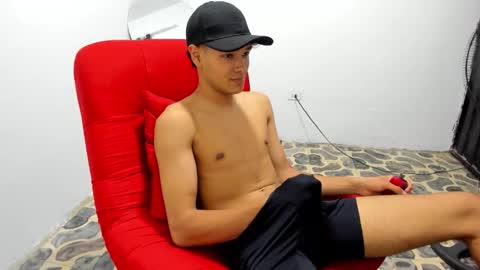 Snapshot of boy_cock_15 chatting on October 22, 11:04 pm boy_cock_15 online show from October 22, 11:04 pm