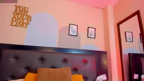 Snapshot of boy_mathew chatting on June 15, 12:07 pm Mathew online show from June 15, 12:07 pm