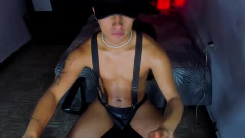 Snapshot of boy_nauthy chatting on January 8, 4:55 am boy_nauthy online show from January 8, 4:55 am