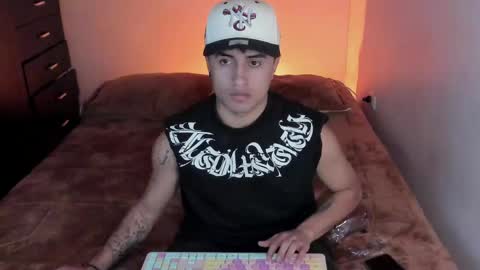 Snapshot of boy_nauthy chatting on May 15, 6:48 pm boy_nauthy online show from May 15, 6:48 pm