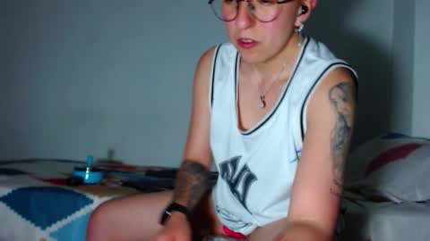 Edward ftm trans queerslave online show from November 28, 8:22 pm
