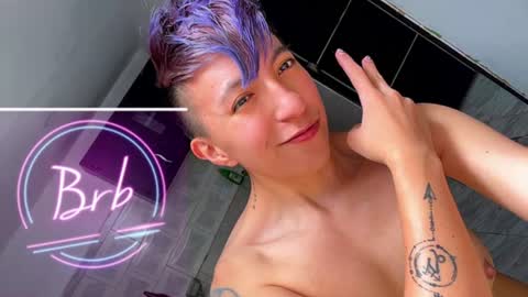 Snapshot of boy_trans chatting on June 22, 1:18 am Edward ftm trans queerslave online show from June 22, 1:18 am