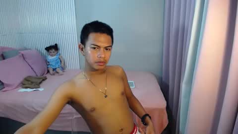 Snapshot of boyax16 chatting on December 6, 11:54 am boyax16 online show from December 6, 11:54 am