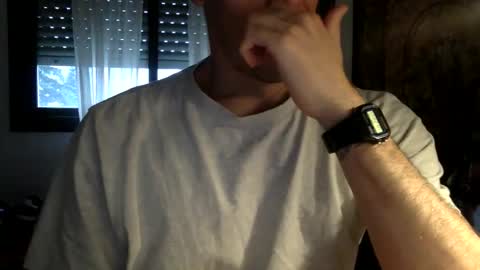 Snapshot of boybcn94 chatting on March 4, 5:19 pm boybcn94 online show from March 4, 5:19 pm