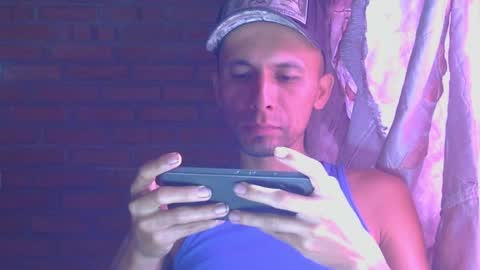Boy online show from May 2, 2:22 pm