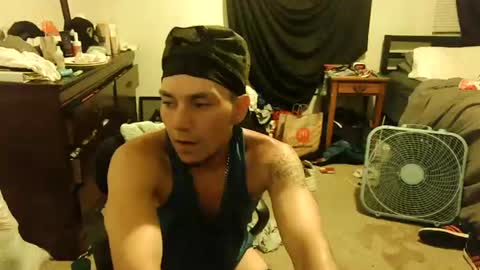 Snapshot of boyfadeddd7 chatting on July 5, 2:51 am boyfadeddd7 online show from July 5, 2:51 am