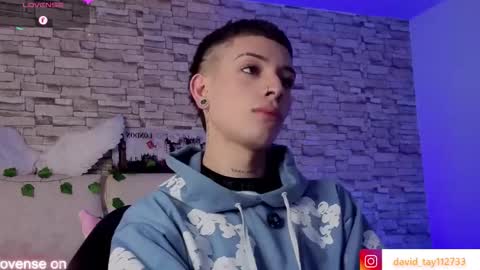 Snapshot of boyfox_tay chatting on February 18, 7:10 pm boyfox_tay online show from February 18, 7:10 pm